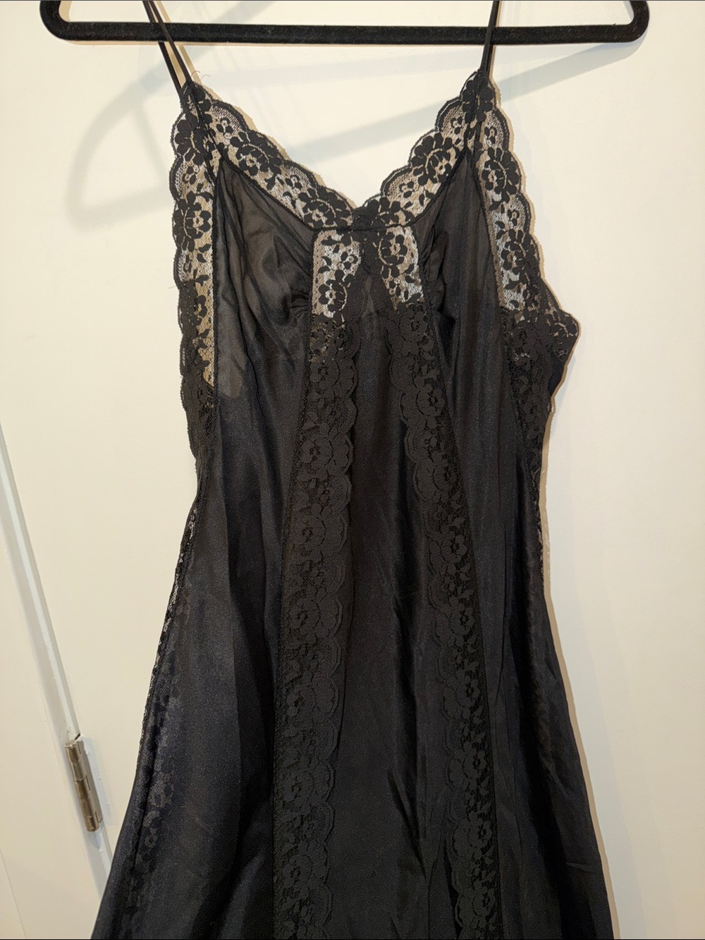 Vintage Val Mod Black Satiny & Lace Long Nightgown, Sz Small